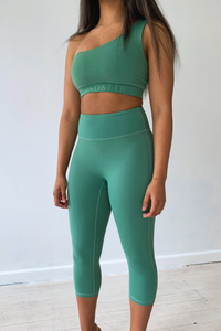 AMAZONIA - Capri Leggings